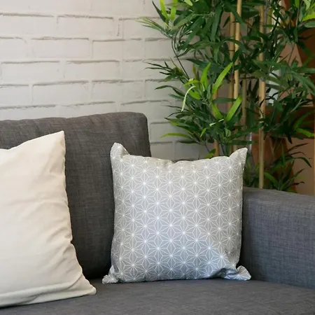 Sunny Photographers Studio With Balcony In Alcantara *